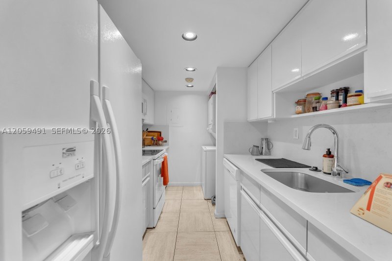 Apartment for rent at Solimar 2M