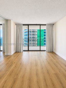 Brickell Place III Apt #A1802