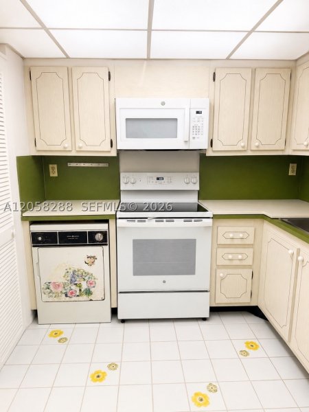 Condo for sale at Brickell Place III A1802