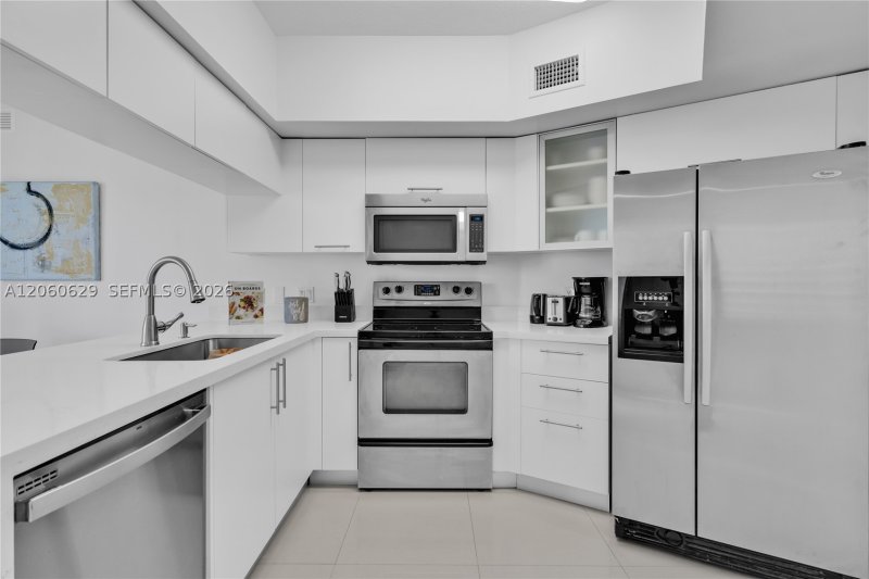 Property photo # 9
