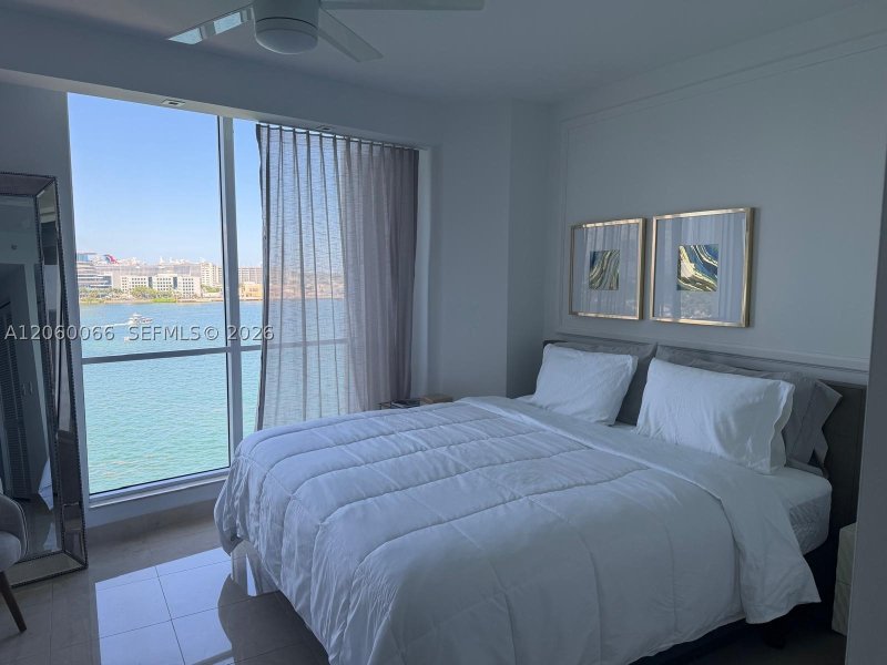 Comprar apartamento en Three Tequesta Point 1102