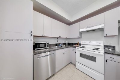 Property photo # 8