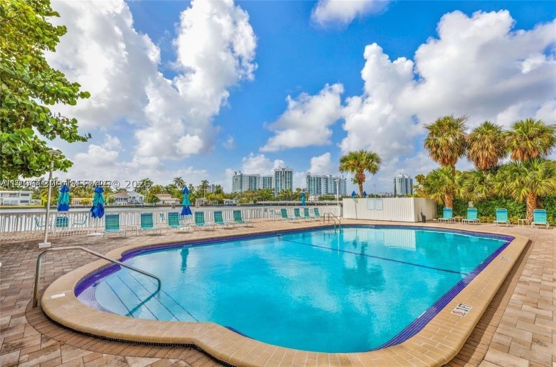 Condo for sale at Island Place At North Bay PH-H