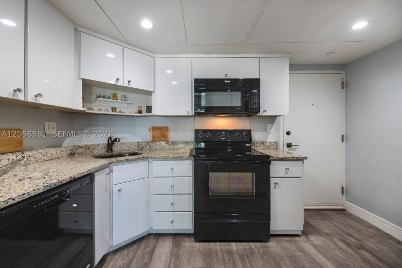 Condo for sale at Ocean Summit 207
