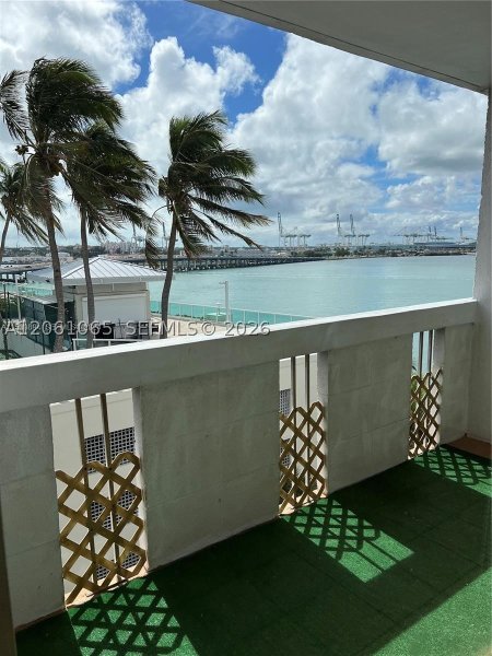 Property photo # 9