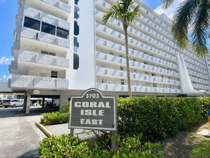 Comprar apartamento en Coral Isle East 704