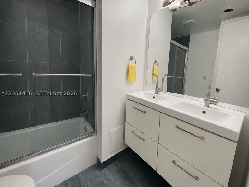 Comprar apartamento en Coral Isle East 704
