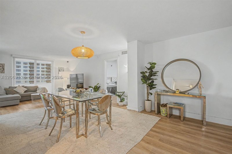 Property photo # 6