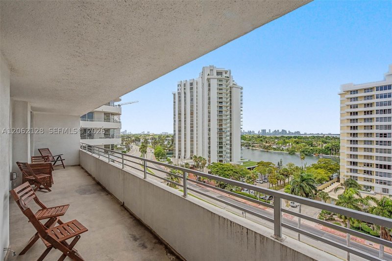 Property photo # 0