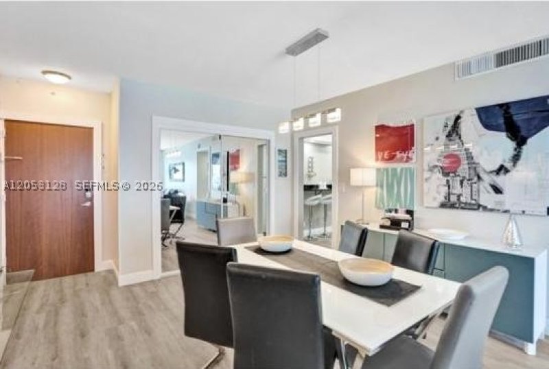 Condo for sale at Tides Hollywood Beach 7C