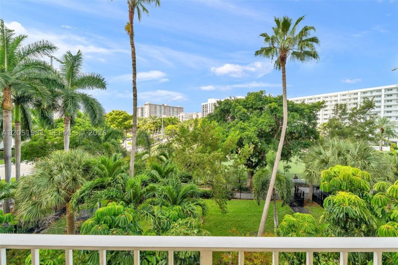 Comprar apartamento en Marbella Tower 409