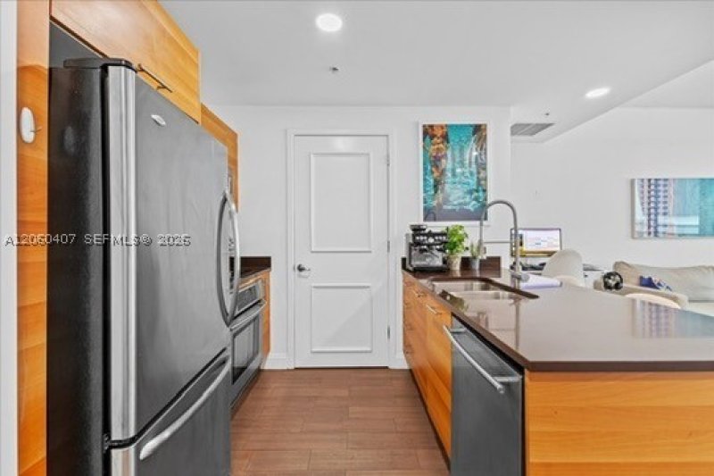 Comprar apartamento no Midtown Miami 4 L0202