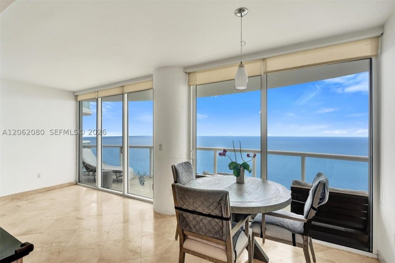 Comprar apartamento no Akoya 3002