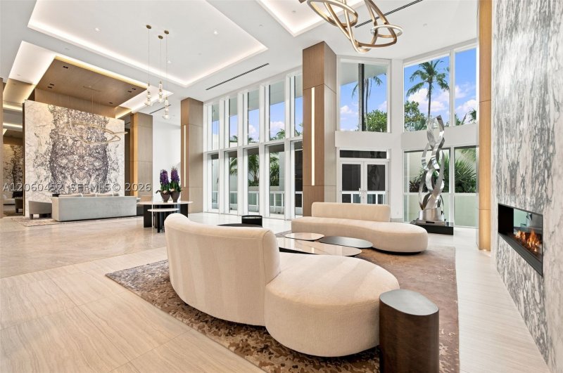 Comprar apartamento en North Tower at The Point 1502