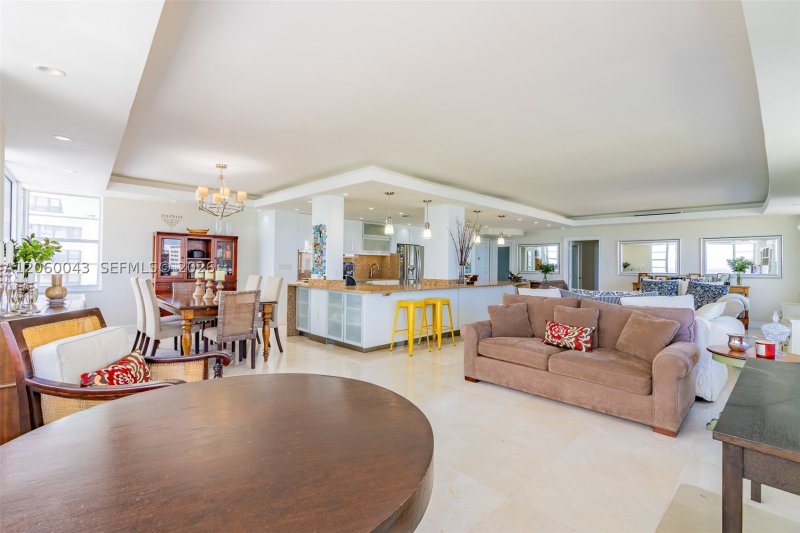 Condo for sale at Imperial House 11E