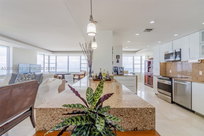 Condo for sale at Imperial House 11E
