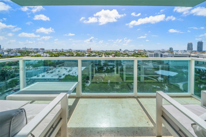 Property photo # 0