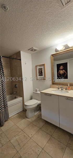 Condo for sale at 1800 Club 3808