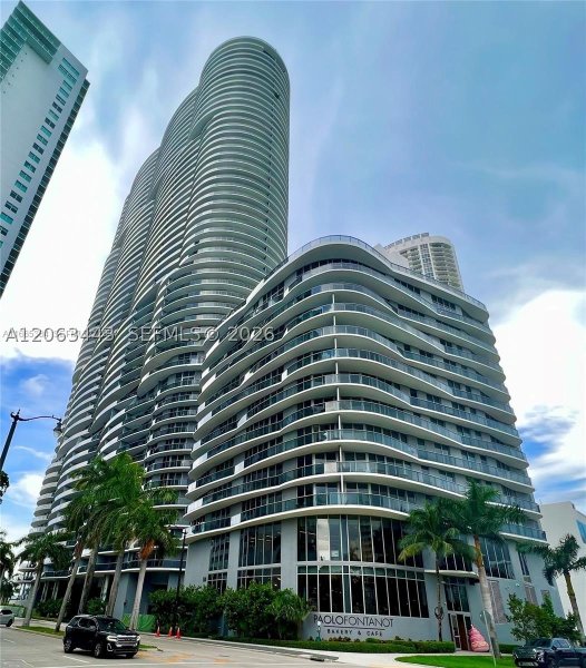 Condo for sale at Aria on The Bay 3000