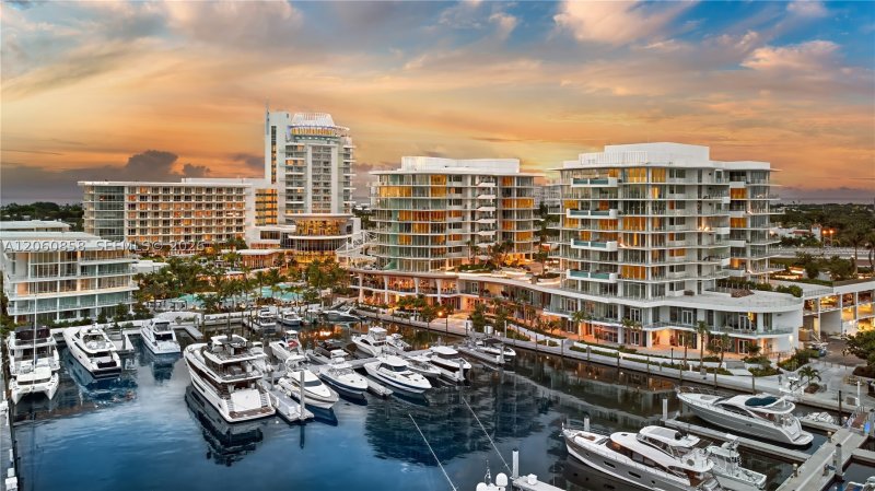 Condo for sale at Pier Sixty-Six Residences Azul 803