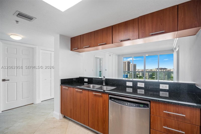 Comprar apartamento no 1800 Club 2410