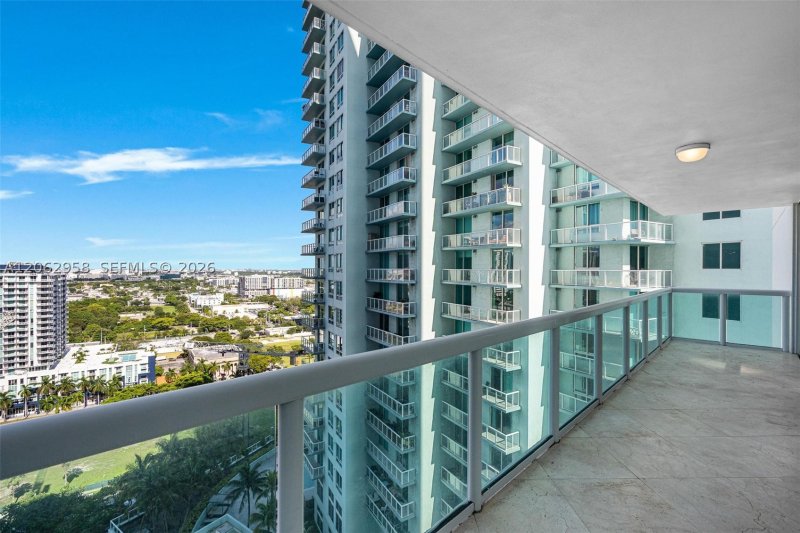 Comprar apartamento no 1800 Club 2410