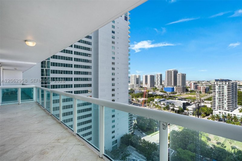 1800 Club Apt #2410