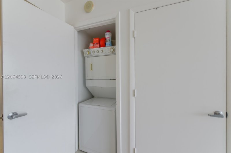 Condo for sale at 50 Biscayne 2505