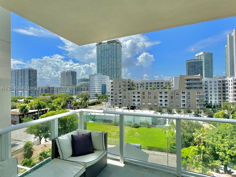 26 Edgewater Apt #703