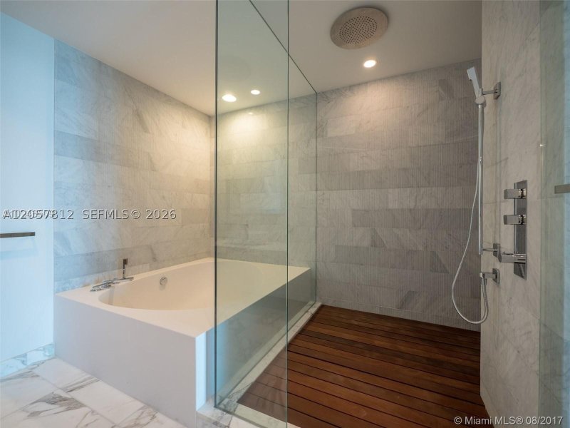 Apartment for rent at Oceana Bal Harbour 1005