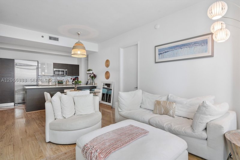 Comprar apartamento no 500 Brickell West Tower 4305