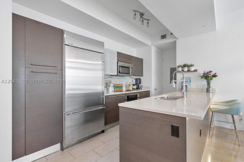 Comprar apartamento no 500 Brickell West Tower 4305