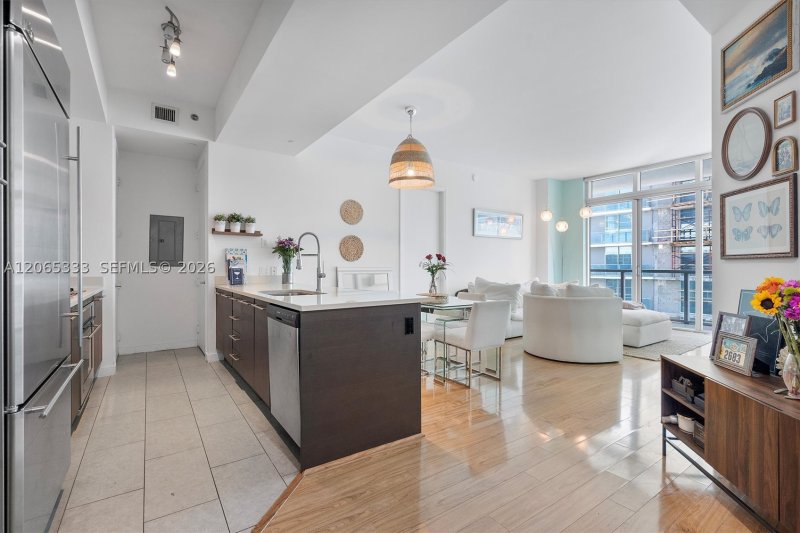 Comprar apartamento no 500 Brickell West Tower 4305