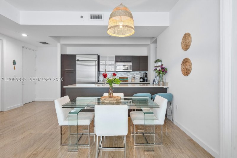 Comprar apartamento no 500 Brickell West Tower 4305