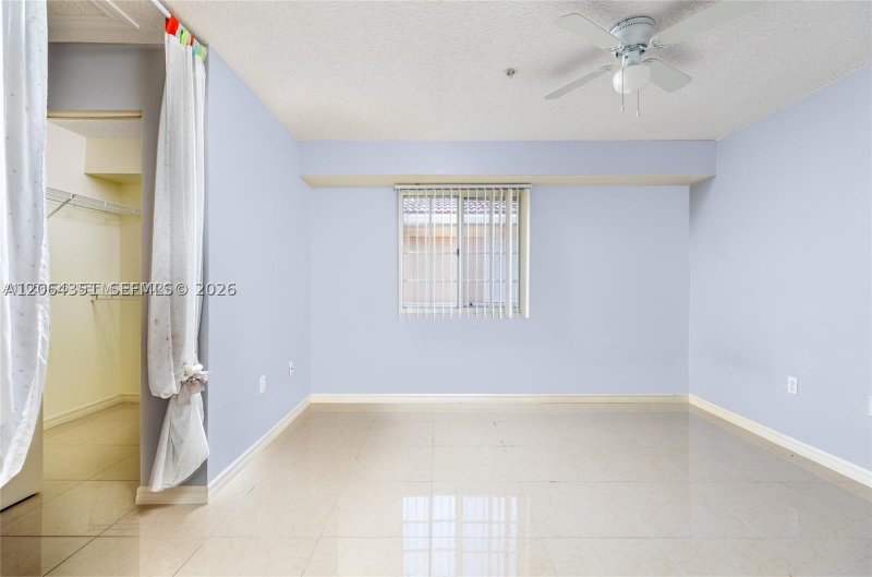 Alquiler de apartamento en Aventi at Aventura 906