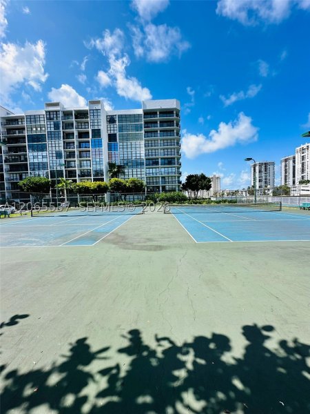 Apartment for rent at Oceanview Park 611