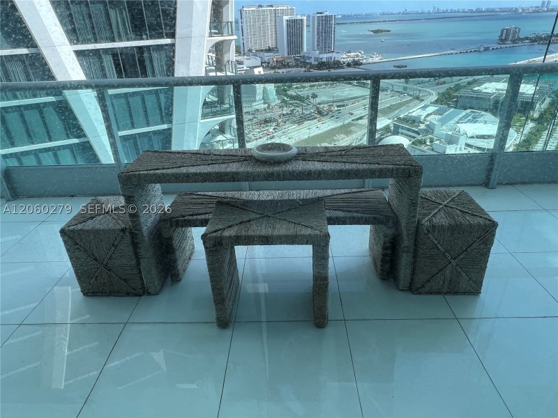 Aluguel de apartamento no 900 Biscayne 3408