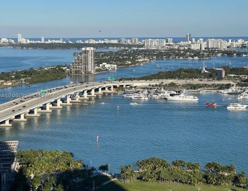 Aluguel de apartamento no 900 Biscayne 3408