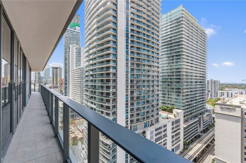 Apartment for rent at Brickell Flatiron 1902