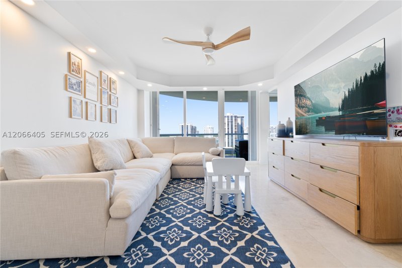 Aluguel de apartamento no 7000 Williams Island 1402
