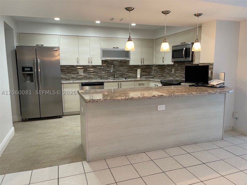 Corinthian Condo Apt #7B