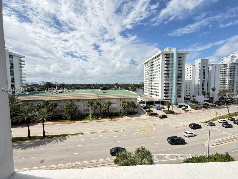 Alquiler de apartamento en Corinthian Condo 7B