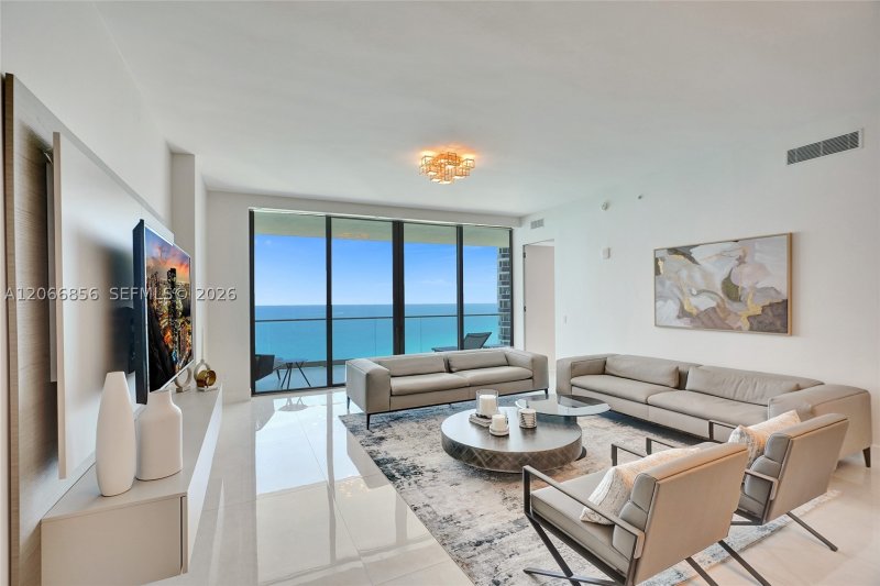 Alquiler de apartamento en Residences by Armani / Casa 2303