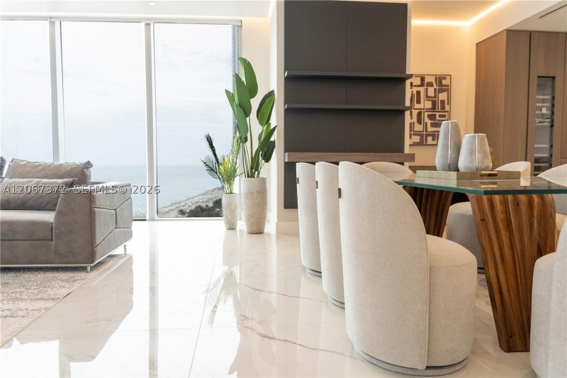 Alquiler de apartamento en Turnberry Ocean Club 1104