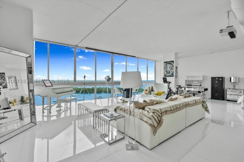 Aluguel de apartamento no Space 01 Lofts 904