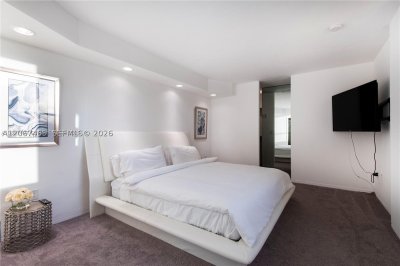 Property photo # 11