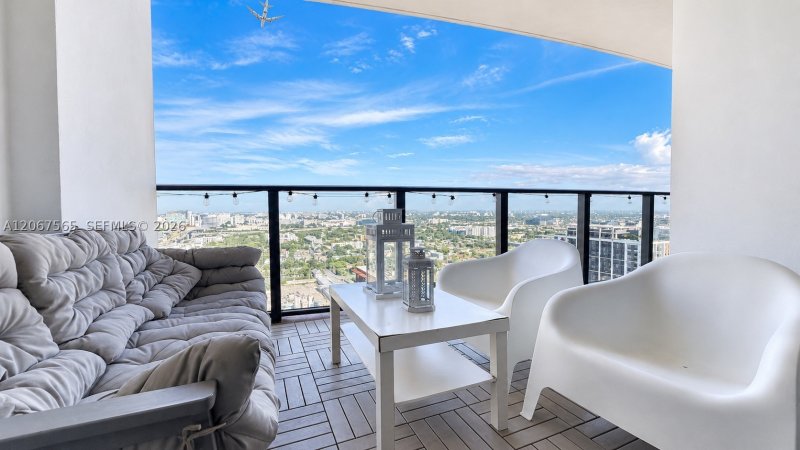Aluguel de apartamento no Canvas 2512