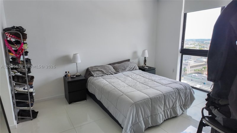Aluguel de apartamento no 5300 Paseo 1807