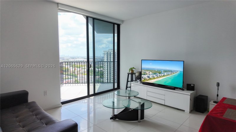 Aluguel de apartamento no 5300 Paseo 1807