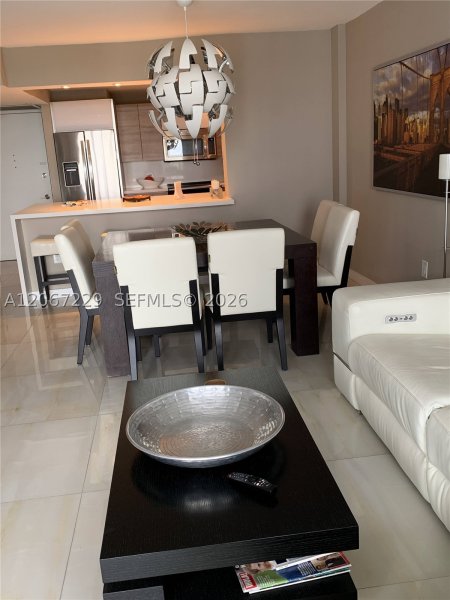 Aluguel de apartamento no Arlen Beach 1003